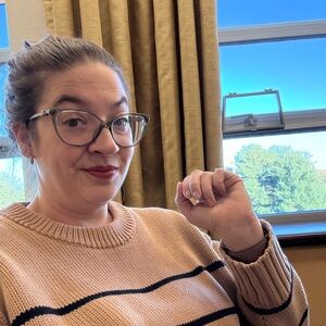 Meet your Posher, Ellie